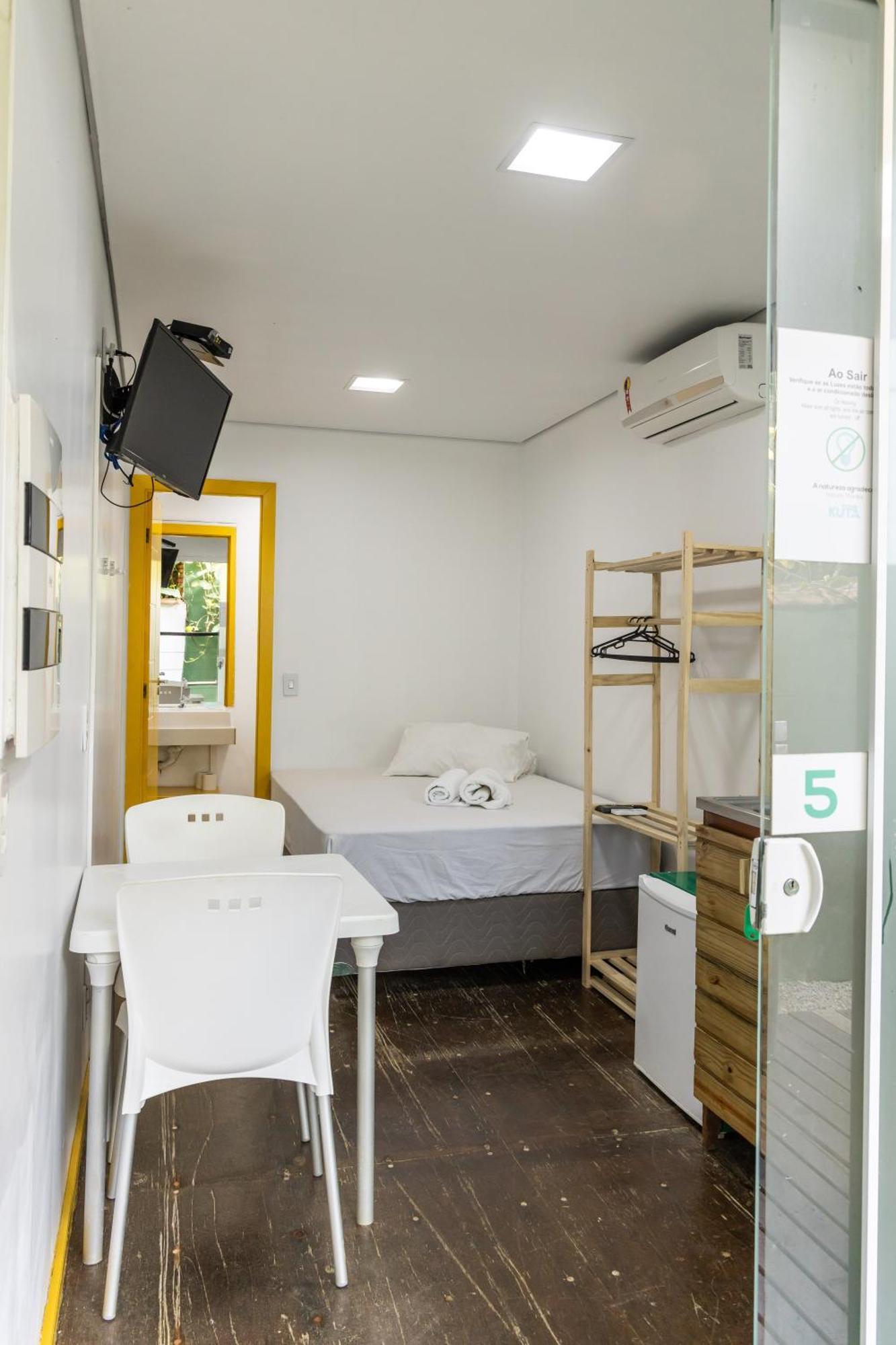 Praia Camburi - Studios Kuta Habitación foto