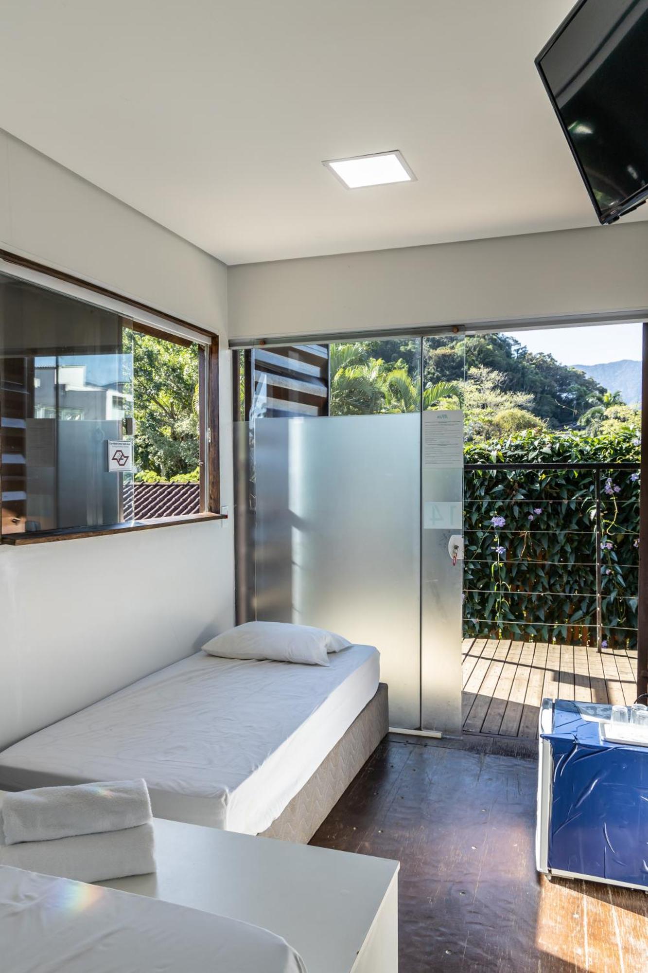 Praia Camburi - Studios Kuta Habitación foto